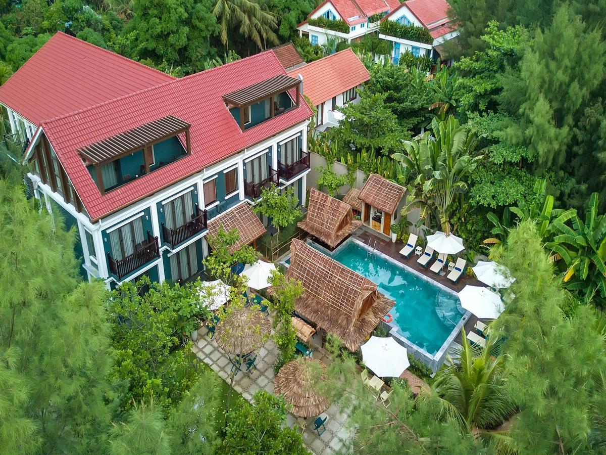 Aira Boutique Hoi An Hotel & Villa Exterior photo