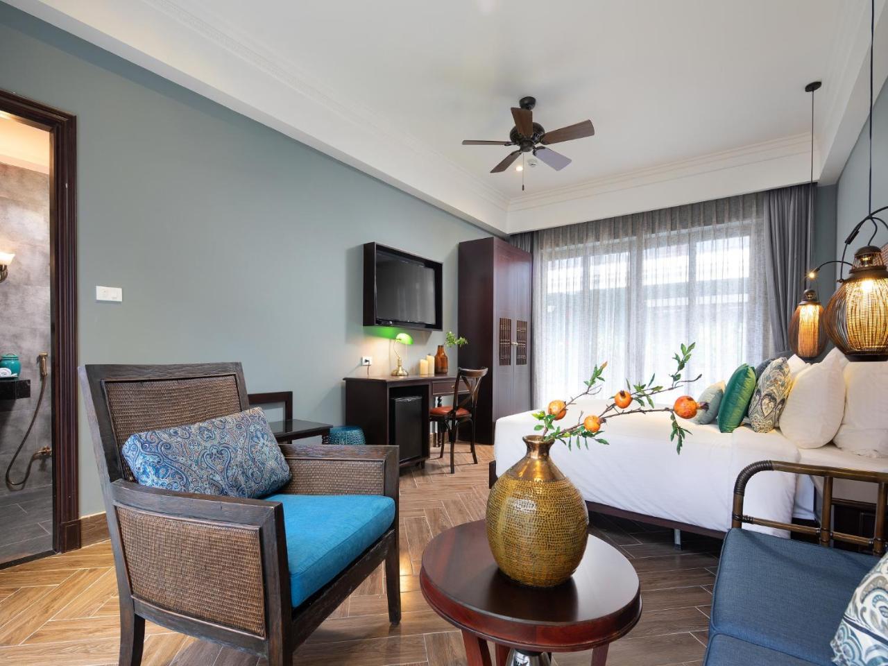 Aira Boutique Hoi An Hotel & Villa Exterior photo